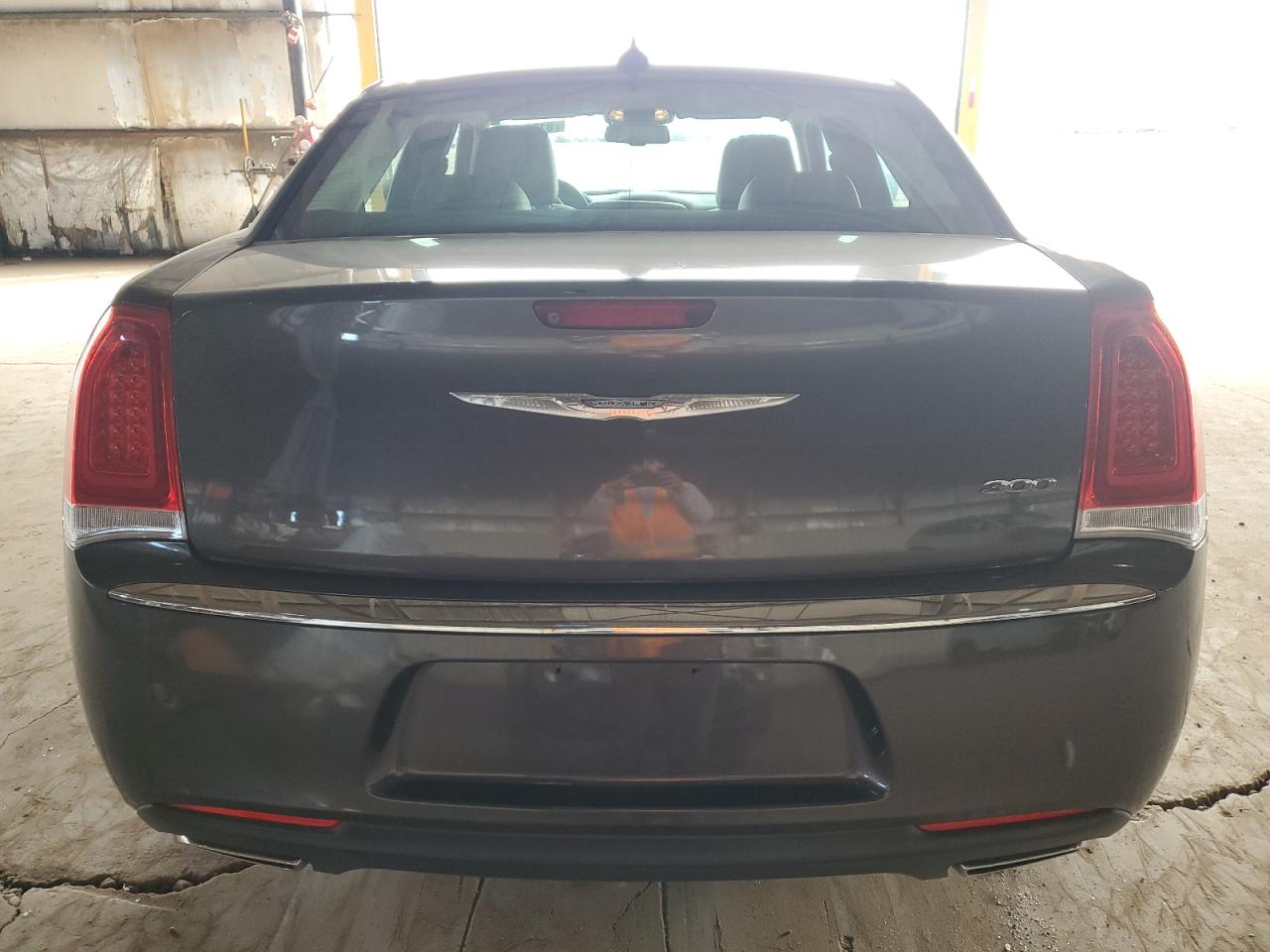 2016 Chrysler 300 Limited VIN: 2C3CCAAG1GH343805 Lot: 81261334