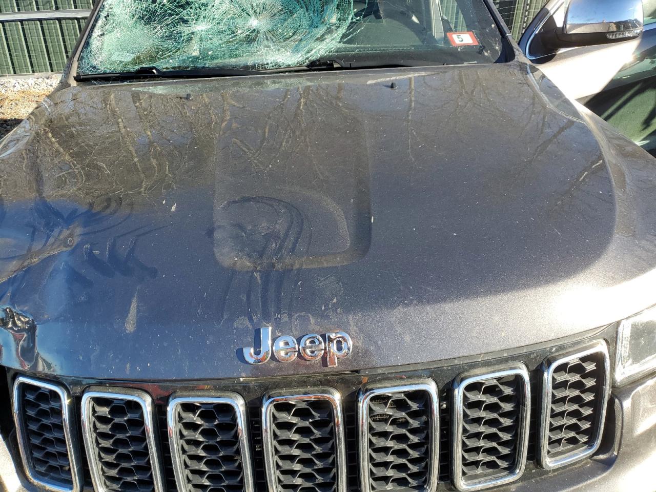 2019 Jeep Grand Cherokee - Image 12