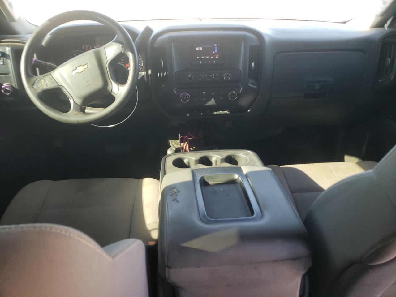 2015 Chevrolet Silverado - Image 8