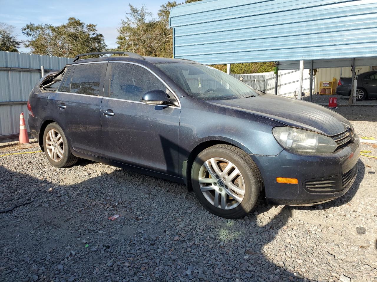 2010 Volkswagen Jetta - Image 4