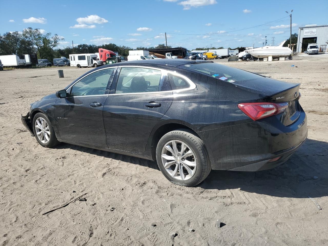 2019 Chevrolet Malibu - Image 2