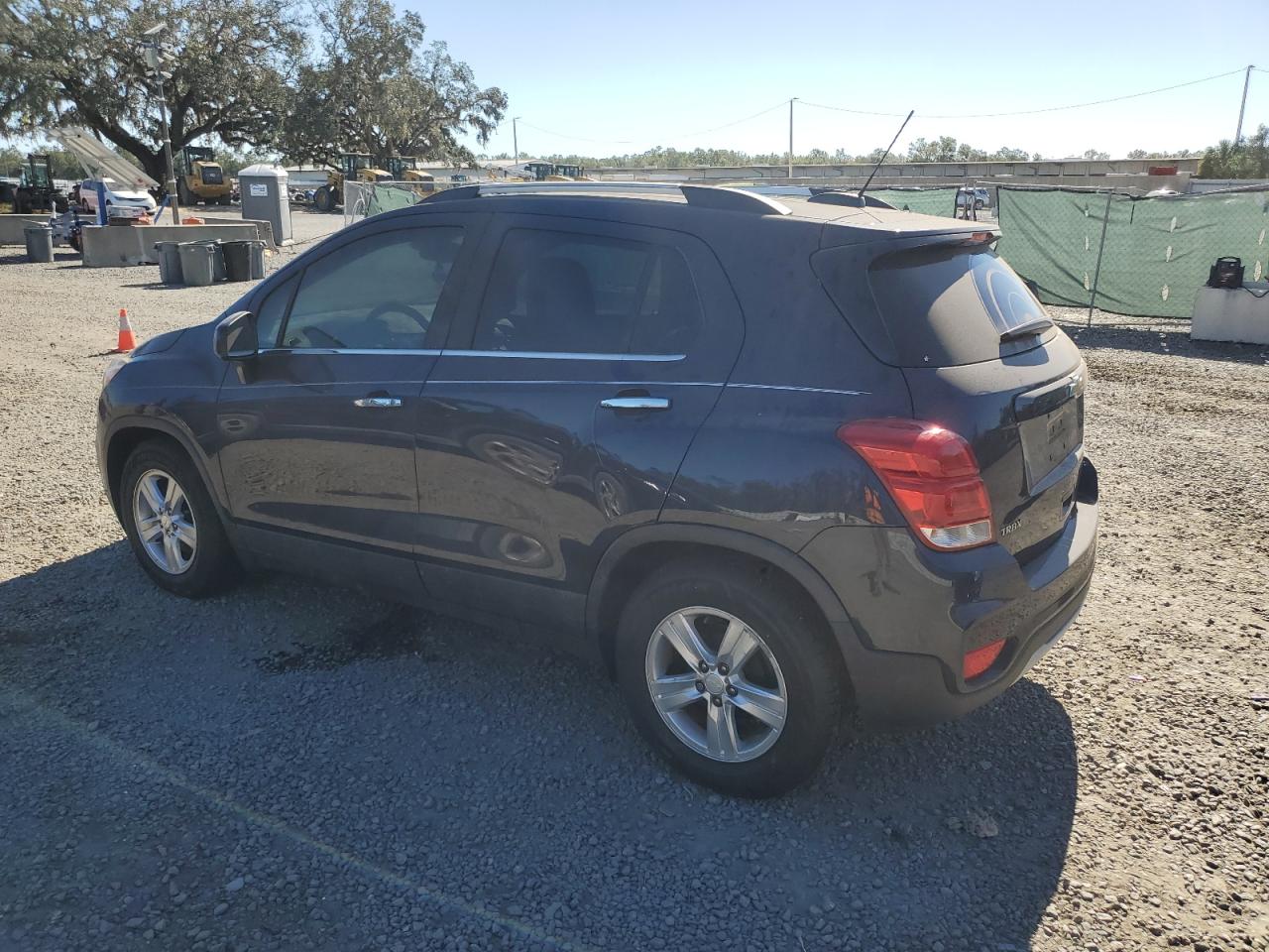 2019 Chevrolet Trax - Image 2