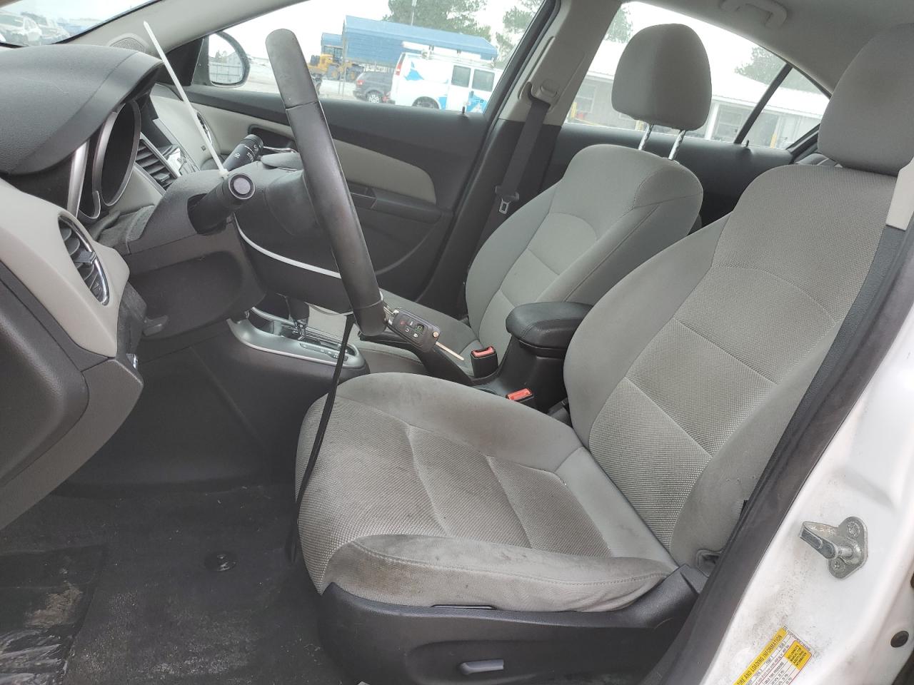 2014 Chevrolet Cruze - Image 7