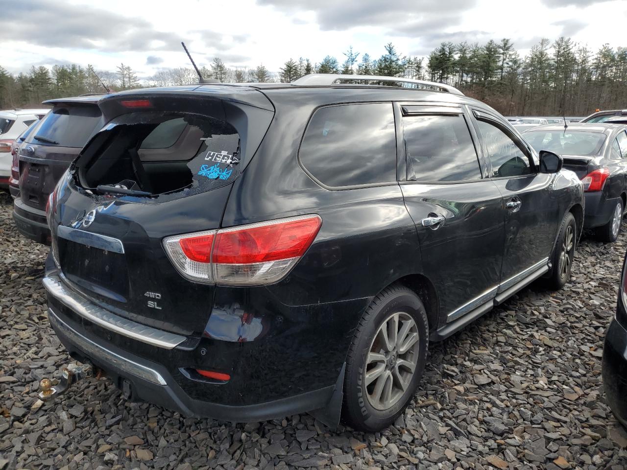2014 Nissan Pathfinder - Image 3