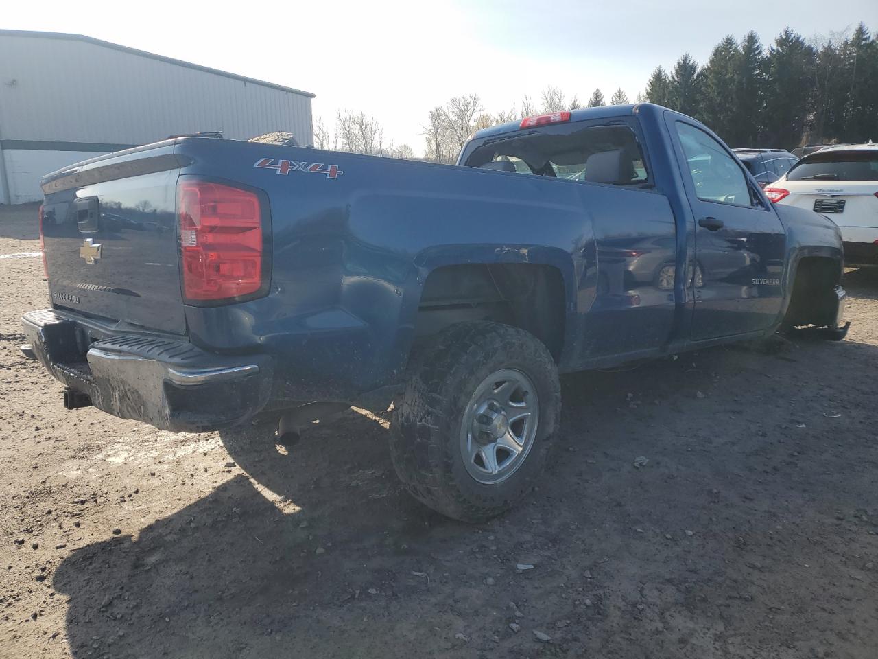 2015 Chevrolet Silverado - Image 3