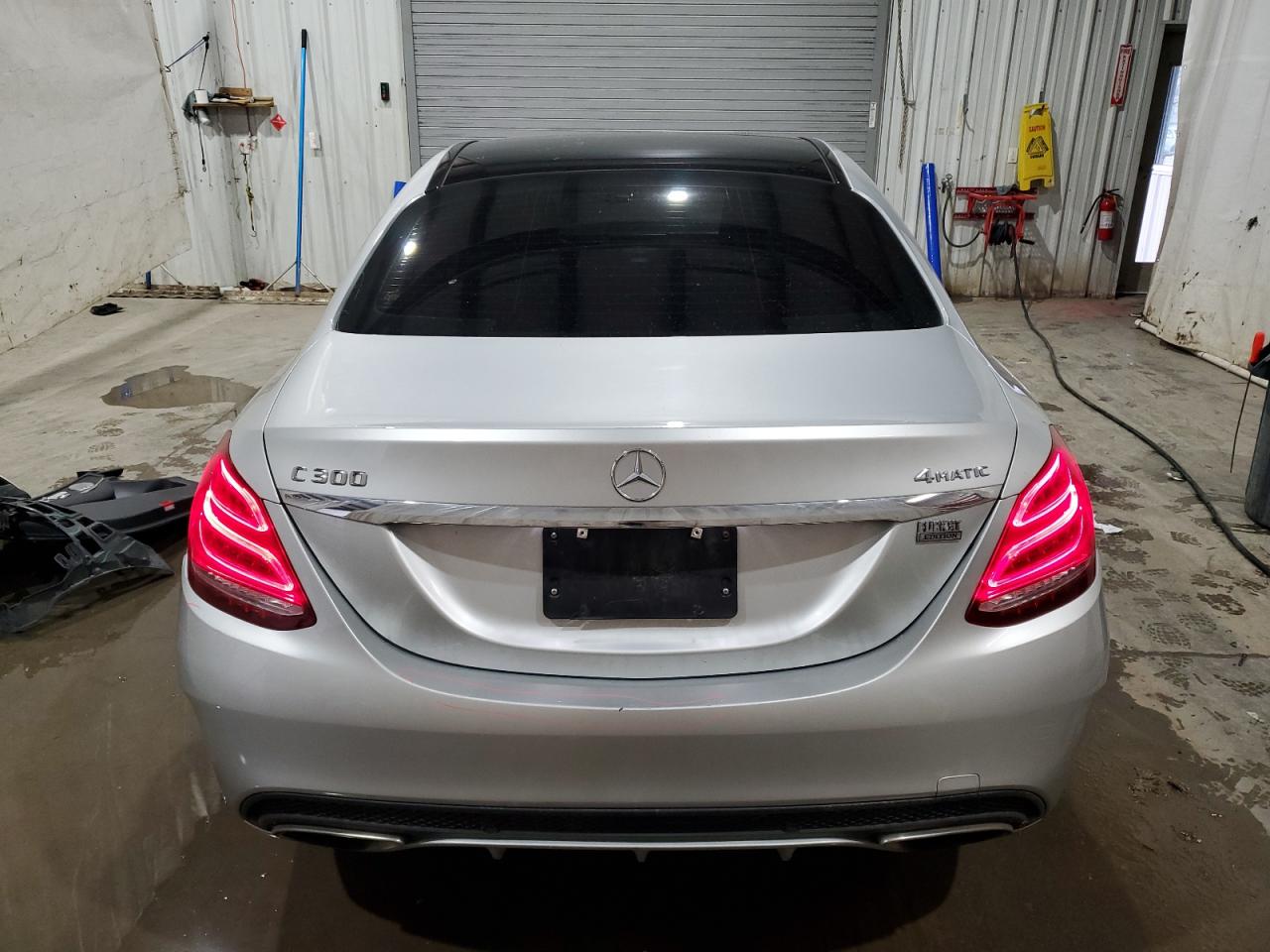 2015 Mercedes-Benz C 300 4Matic VIN: 55SWF4KB9FU014289 Lot: 77632274