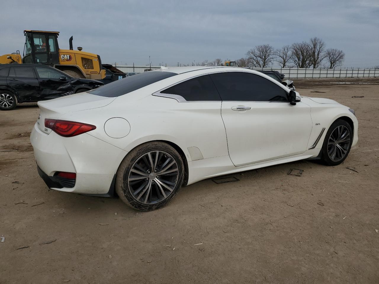 2017 Infiniti Q60 - Image 3