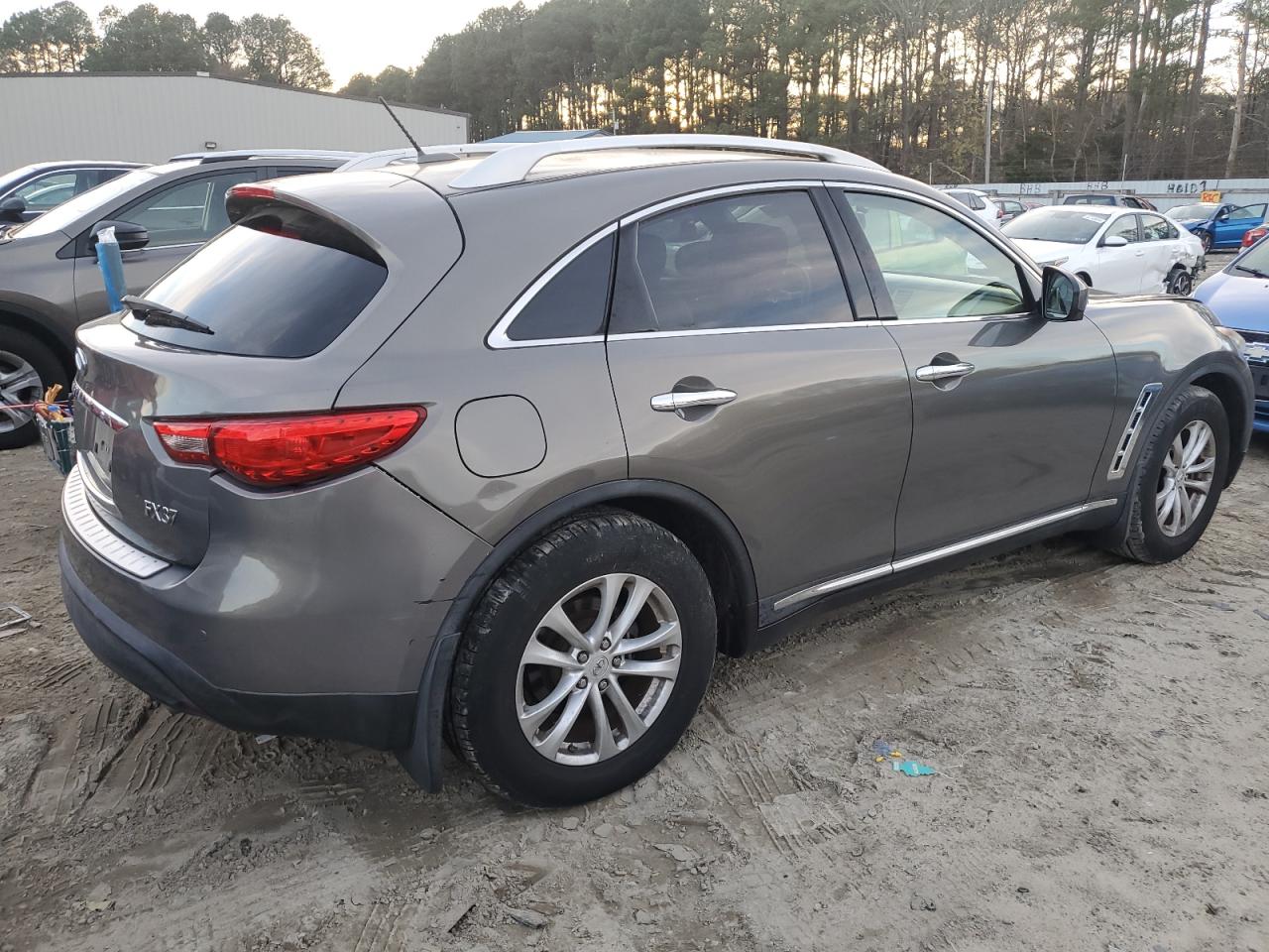 2013 Infiniti FX - Image 3