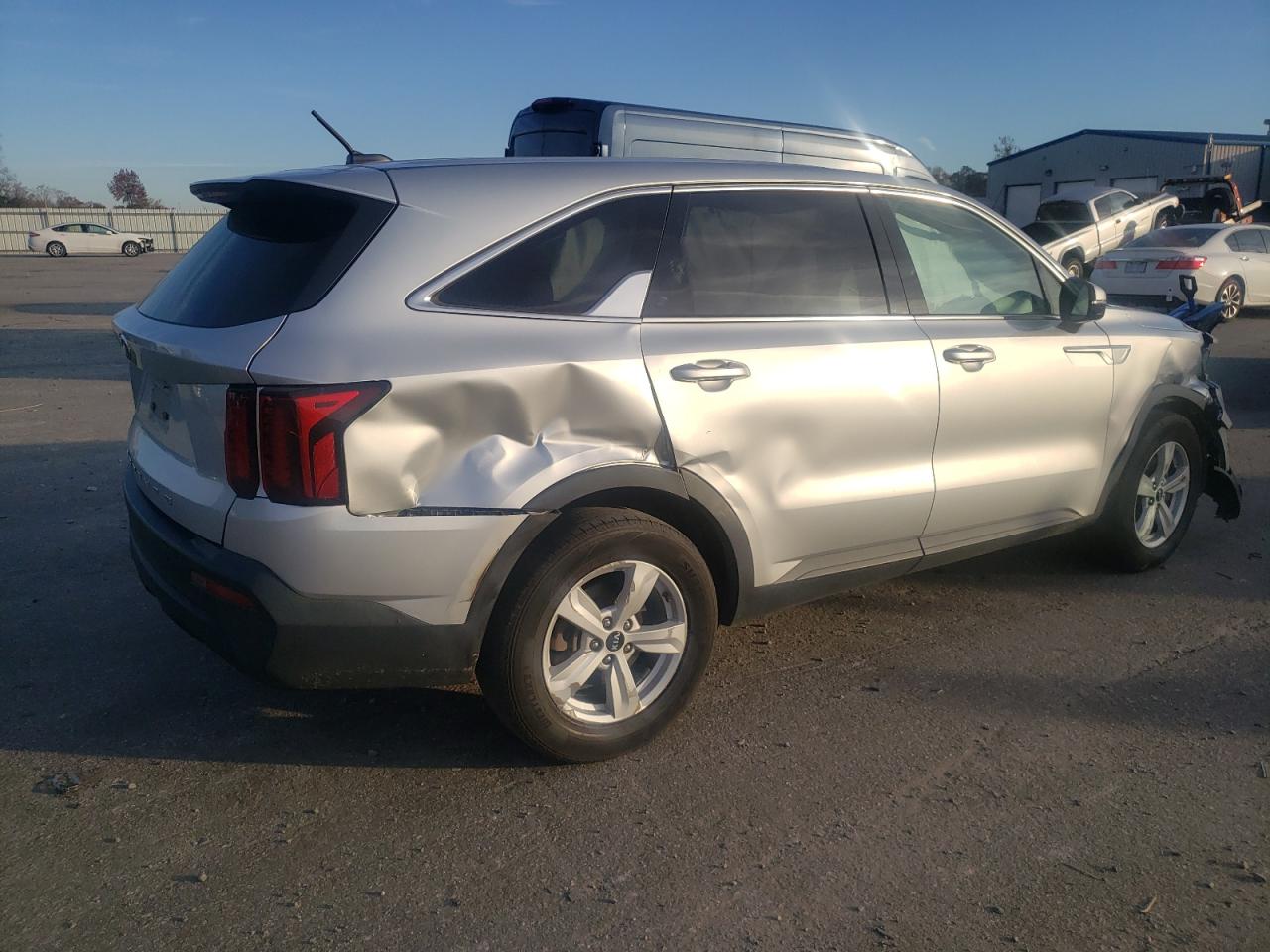 VIN 5XYRG4LC5MG054331 2021 KIA SORENTO no.3