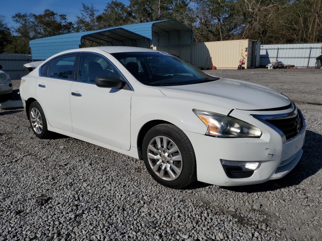 2015 Nissan Altima - Image 4