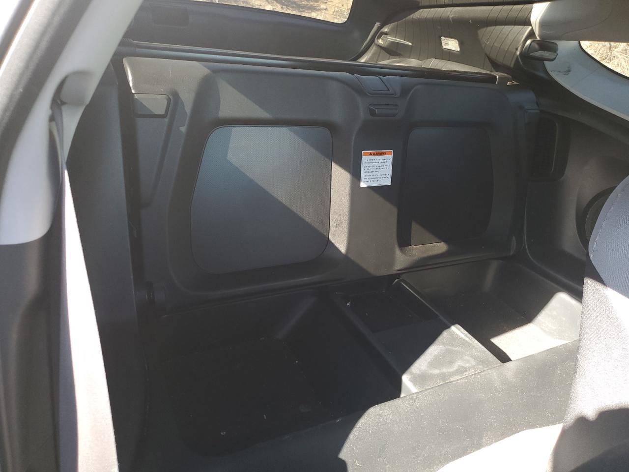 2011 Honda CR-Z - Image 10