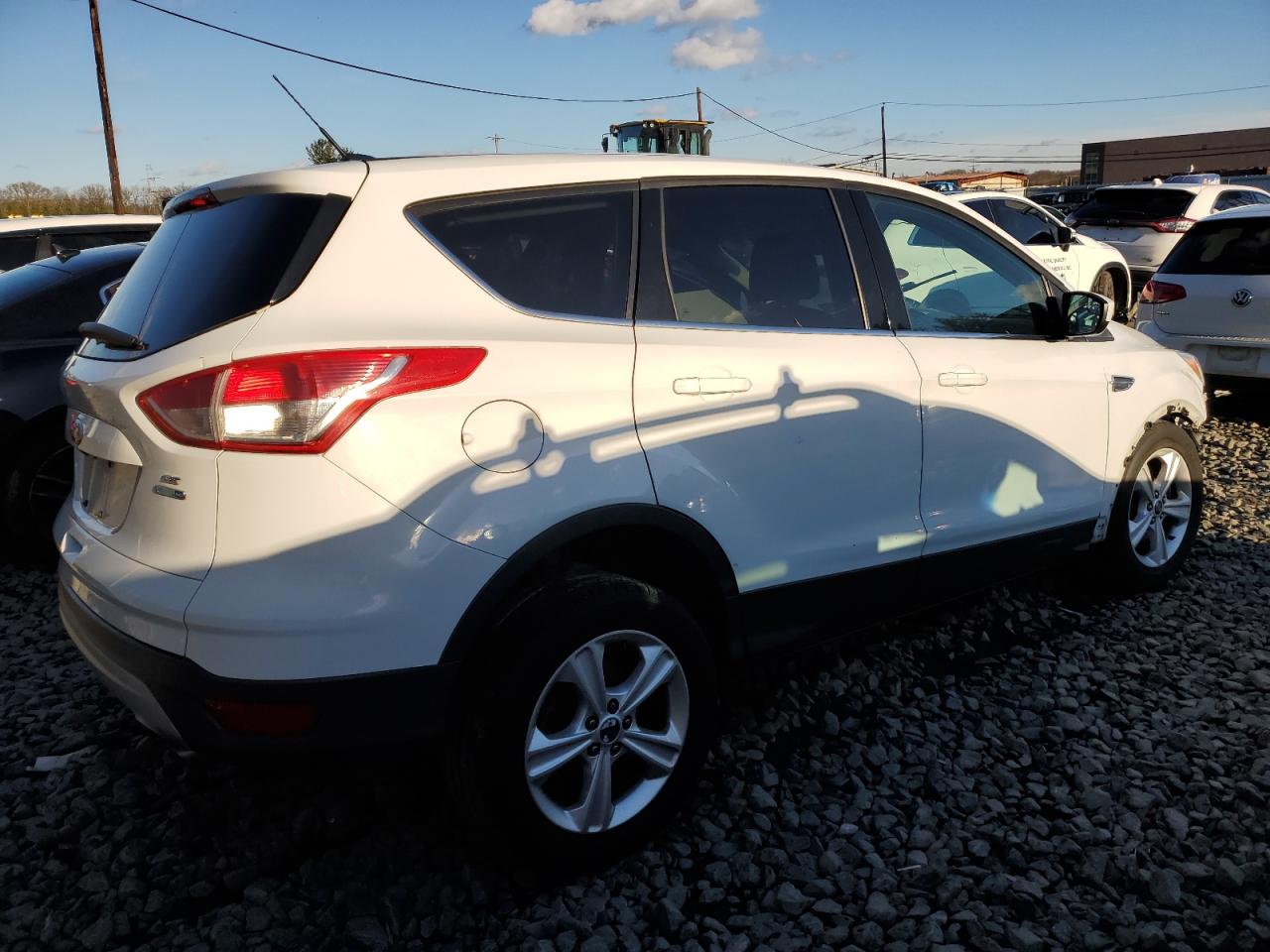 VIN 1FMCU9GX9FUC53212 2015 FORD ESCAPE no.3