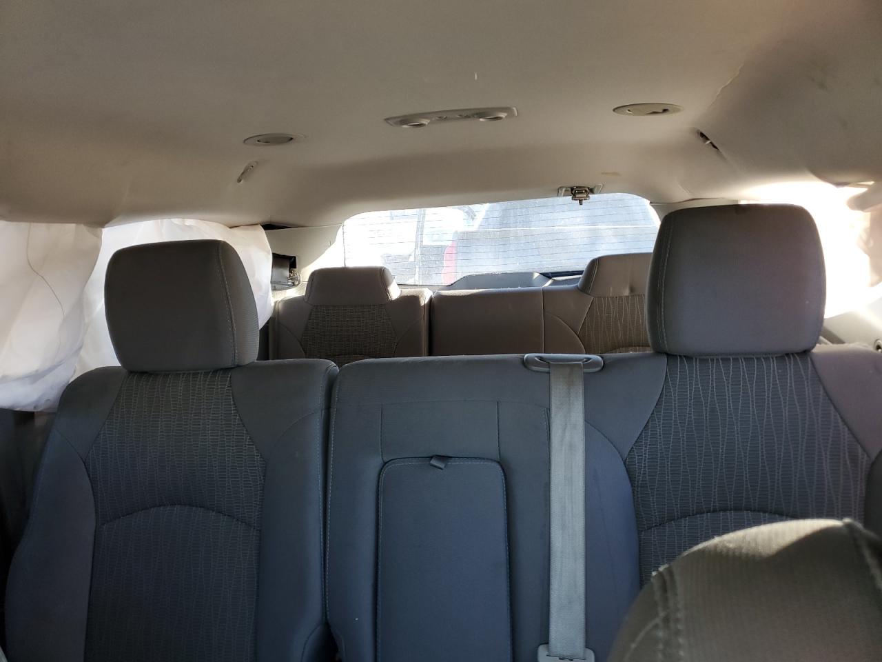 2016 Chevrolet Traverse Ls VIN: 1GNKRFKD6GJ143905 Lot: 84431725