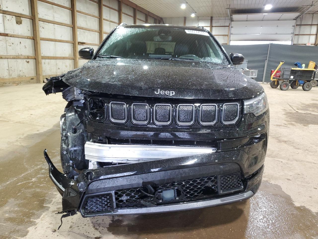 2022 Jeep Compass - Image 5
