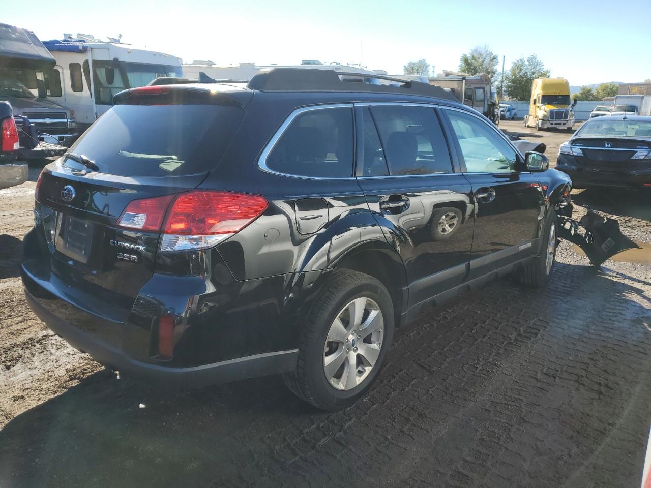 2012 Subaru Outback - Image 3
