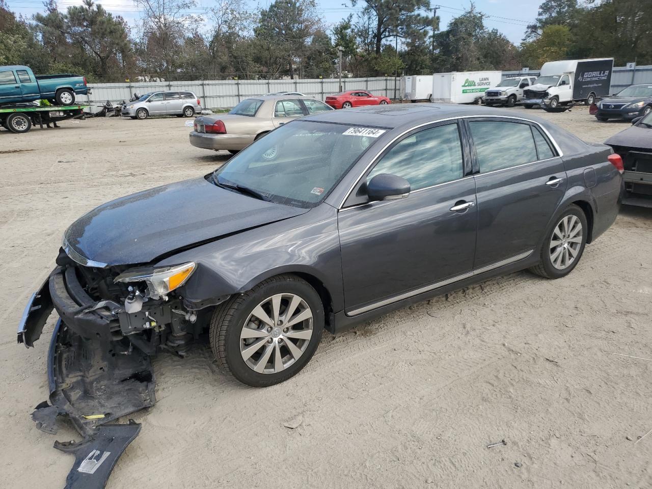 2012 Toyota Avalon - Image 1