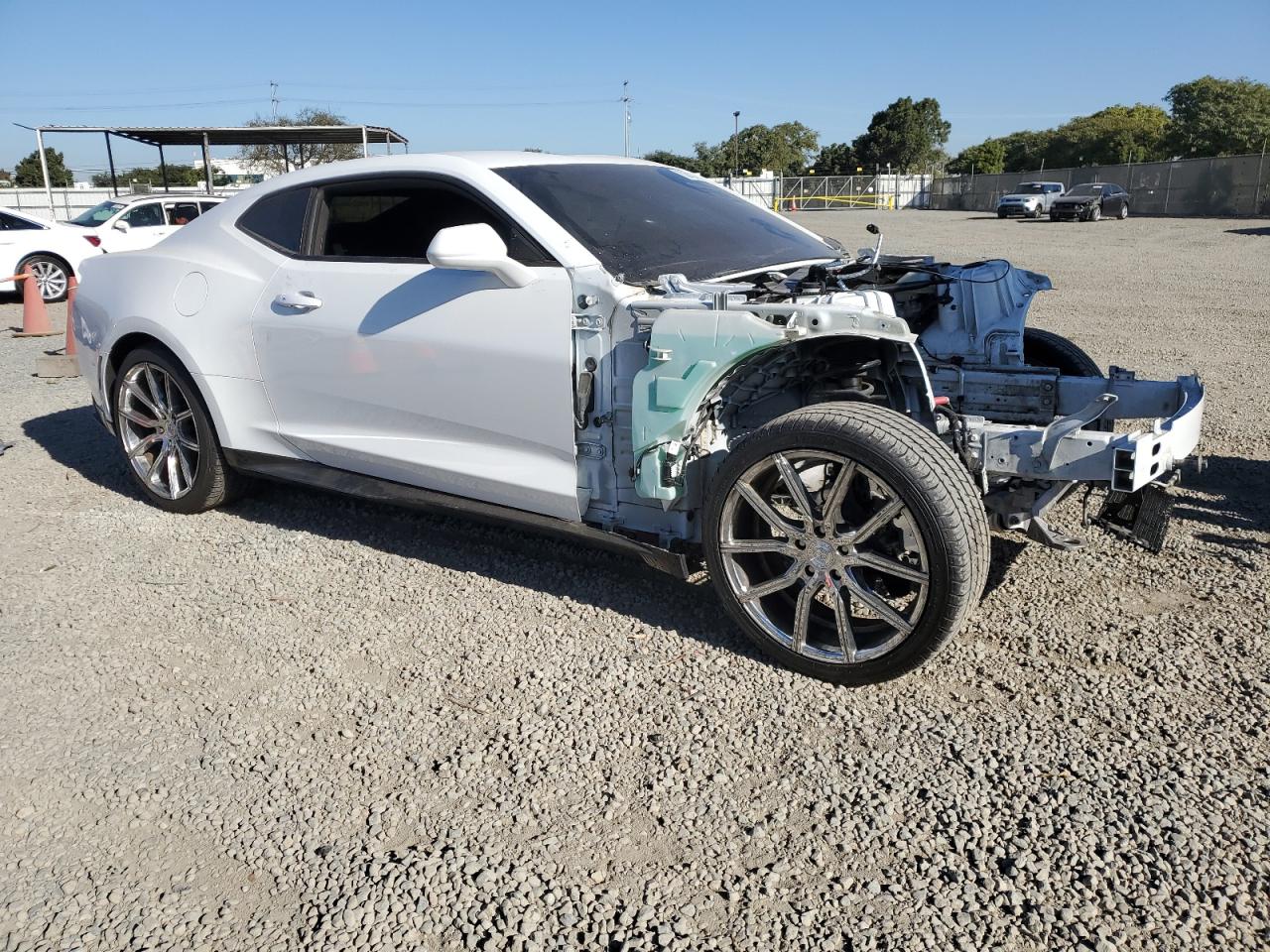 2018 Chevrolet Camaro - Image 4