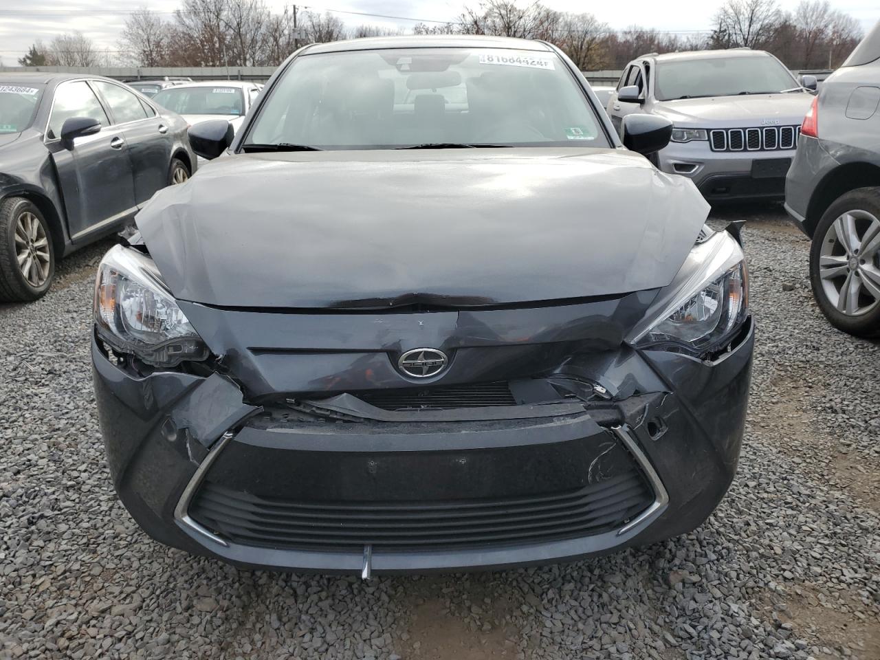 VIN 3MYDLBZV1GY138831 2016 TOYOTA SCION no.5