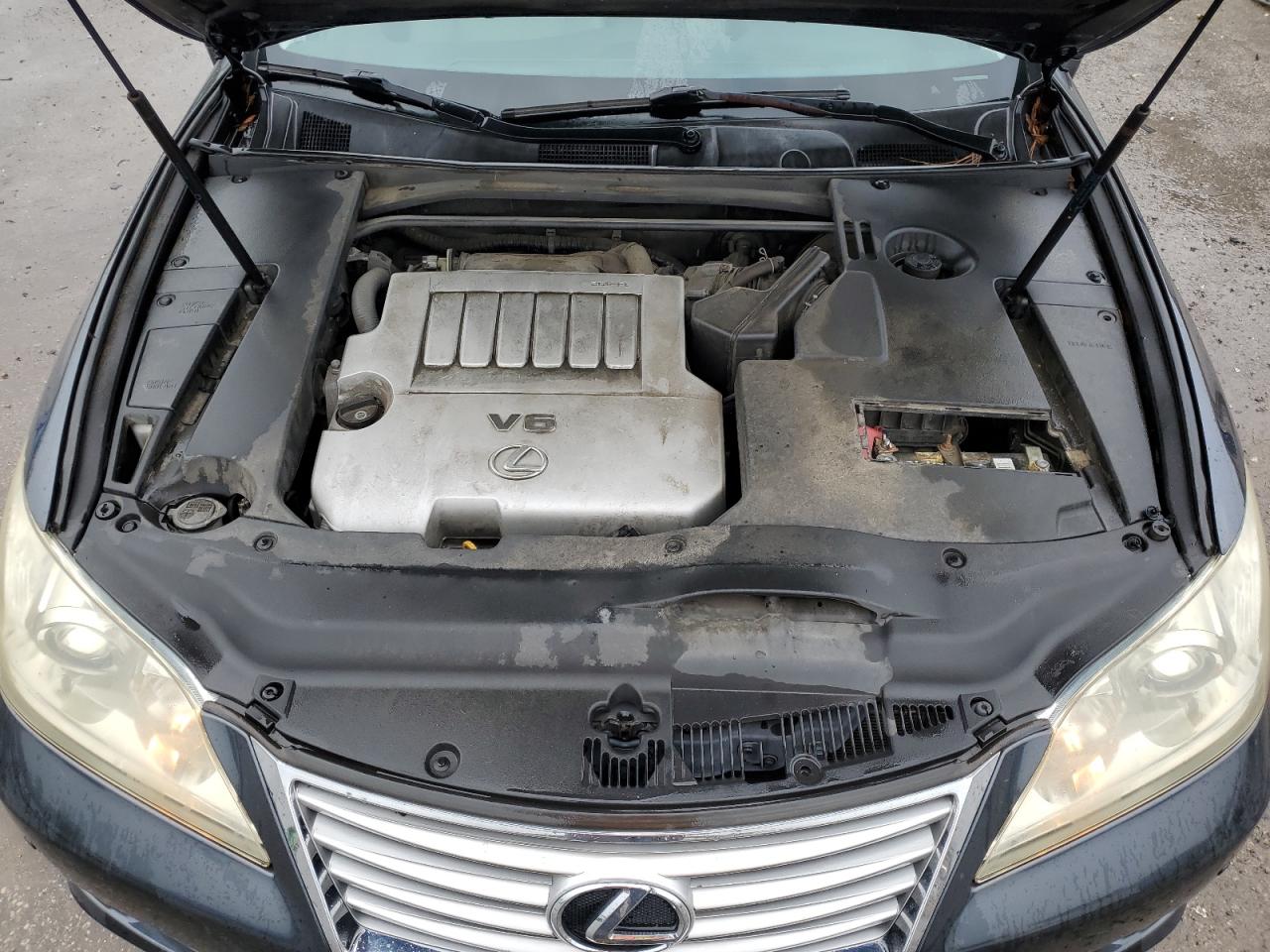 2011 Lexus ES - Image 11
