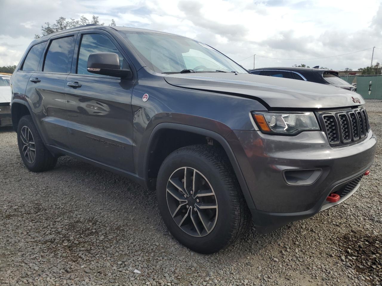 2019 Jeep Grand Cherokee - Image 4