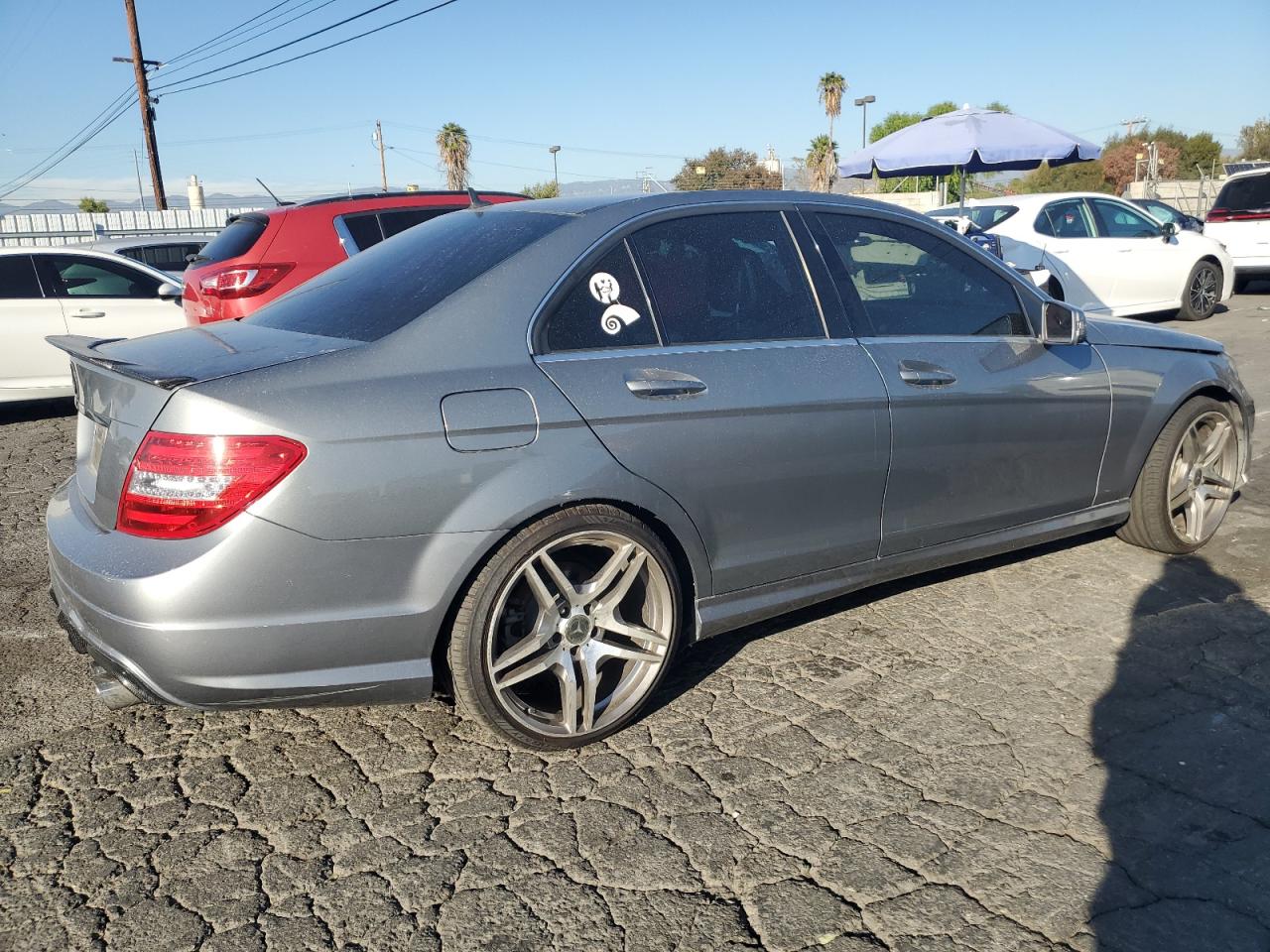 VIN WDDGF4HB2DR266086 2013 MERCEDES-BENZ C-CLASS no.3