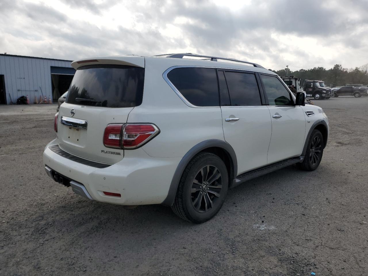2017 Nissan Armada - Image 3