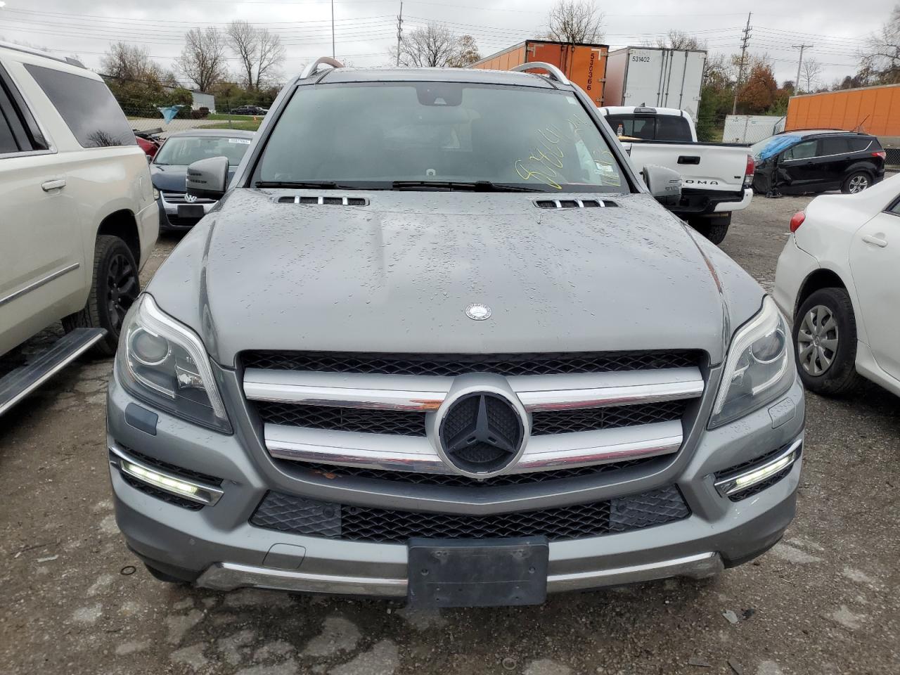 VIN 4JGDF6EE3GA629002 2016 MERCEDES-BENZ GL-CLASS no.5