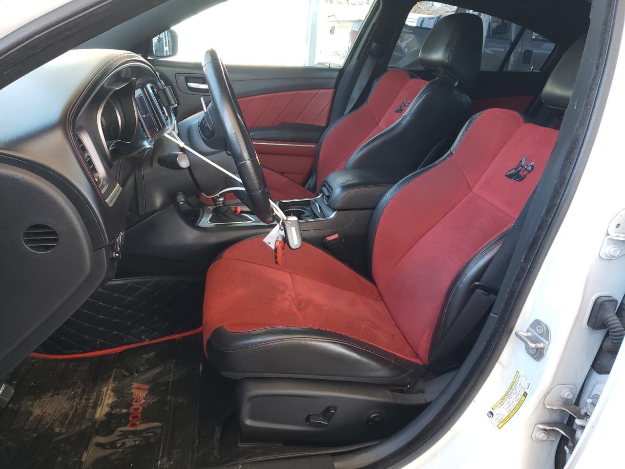 2019 Dodge Charger - Image 7