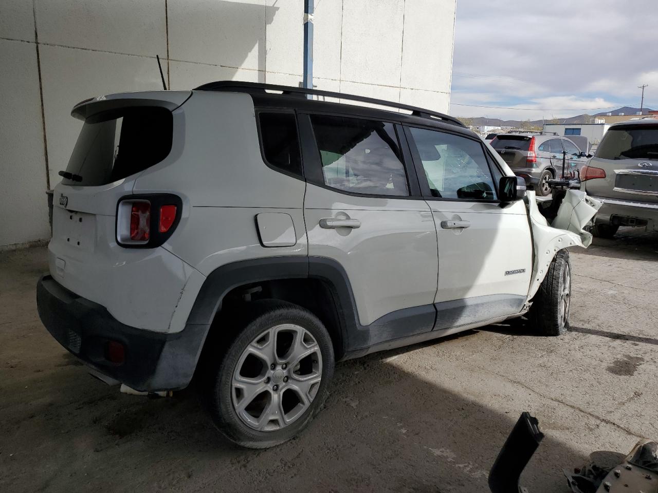 VIN ZACNJAD18LPL40116 2020 JEEP RENEGADE no.3