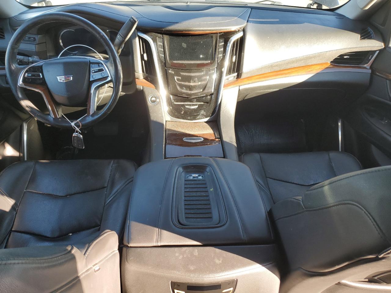 2019 Cadillac Escalade - Image 8