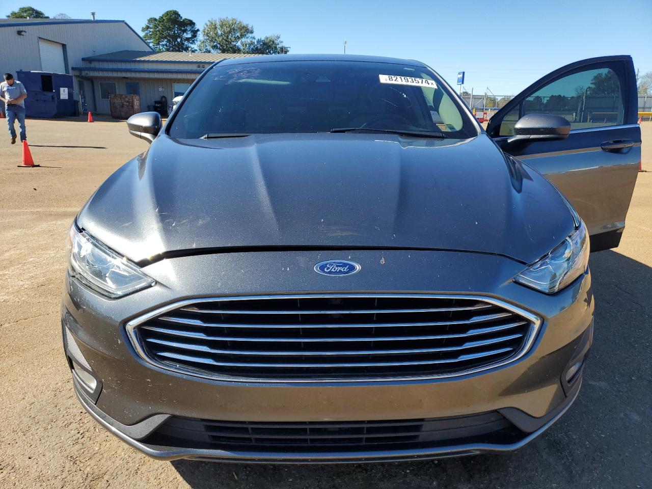 2020 Ford Fusion - Image 11