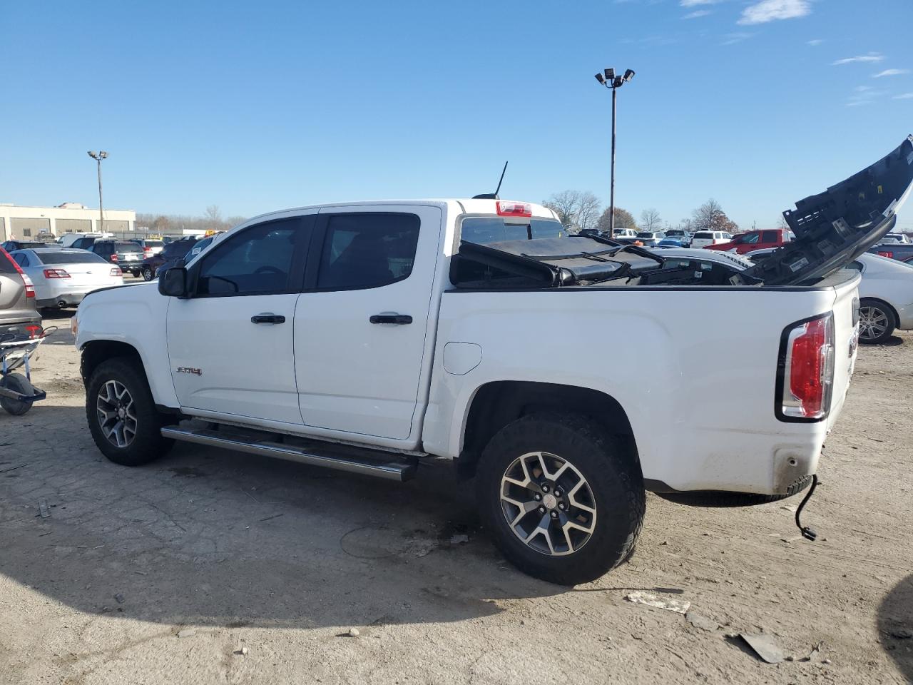 2021 GMC Canyon - Image 2