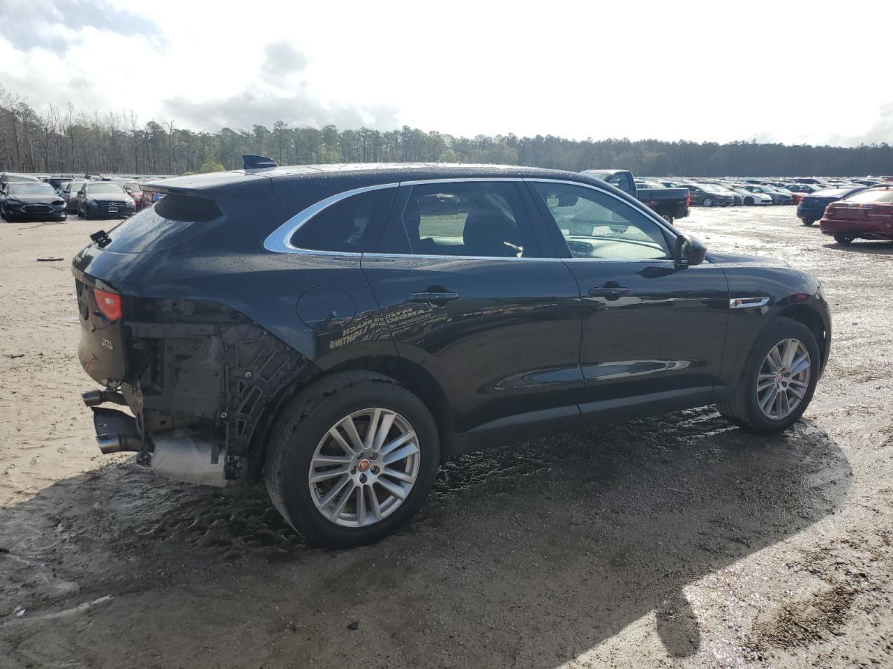 2019 Jaguar F-Pace - Image 3