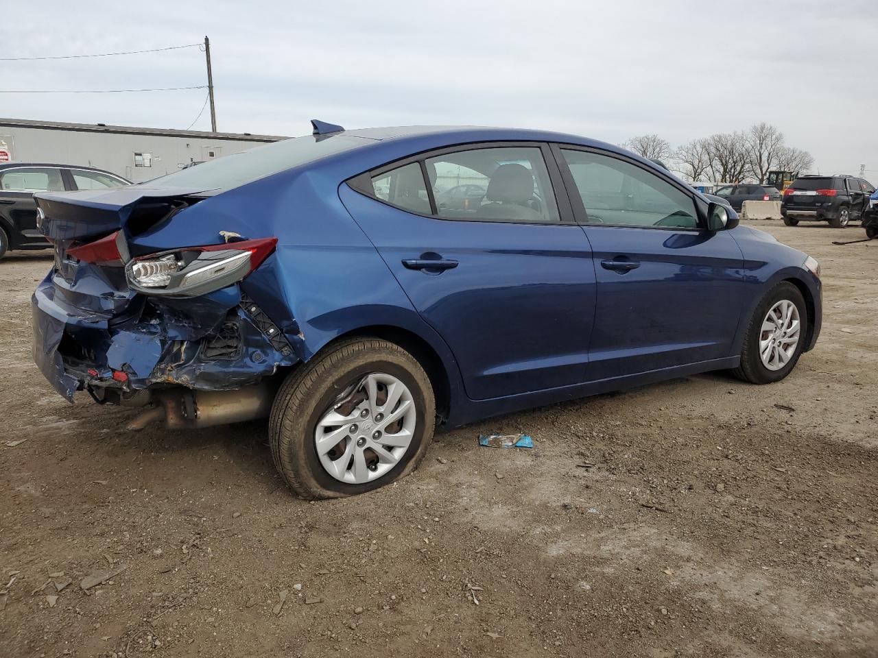 2018 Hyundai Elantra - Image 3