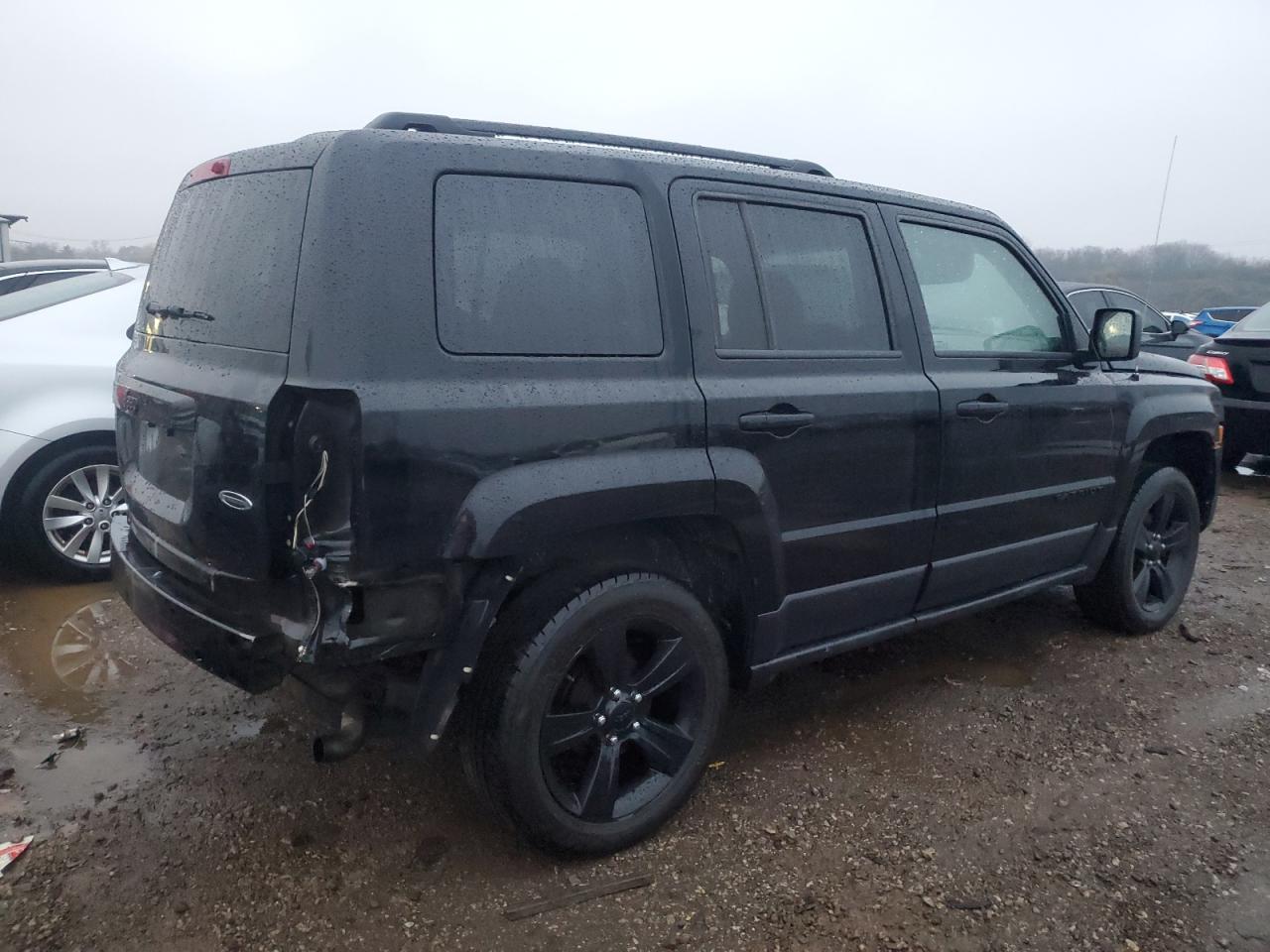 VIN 1C4NJPBA0ED813436 2014 JEEP PATRIOT no.3