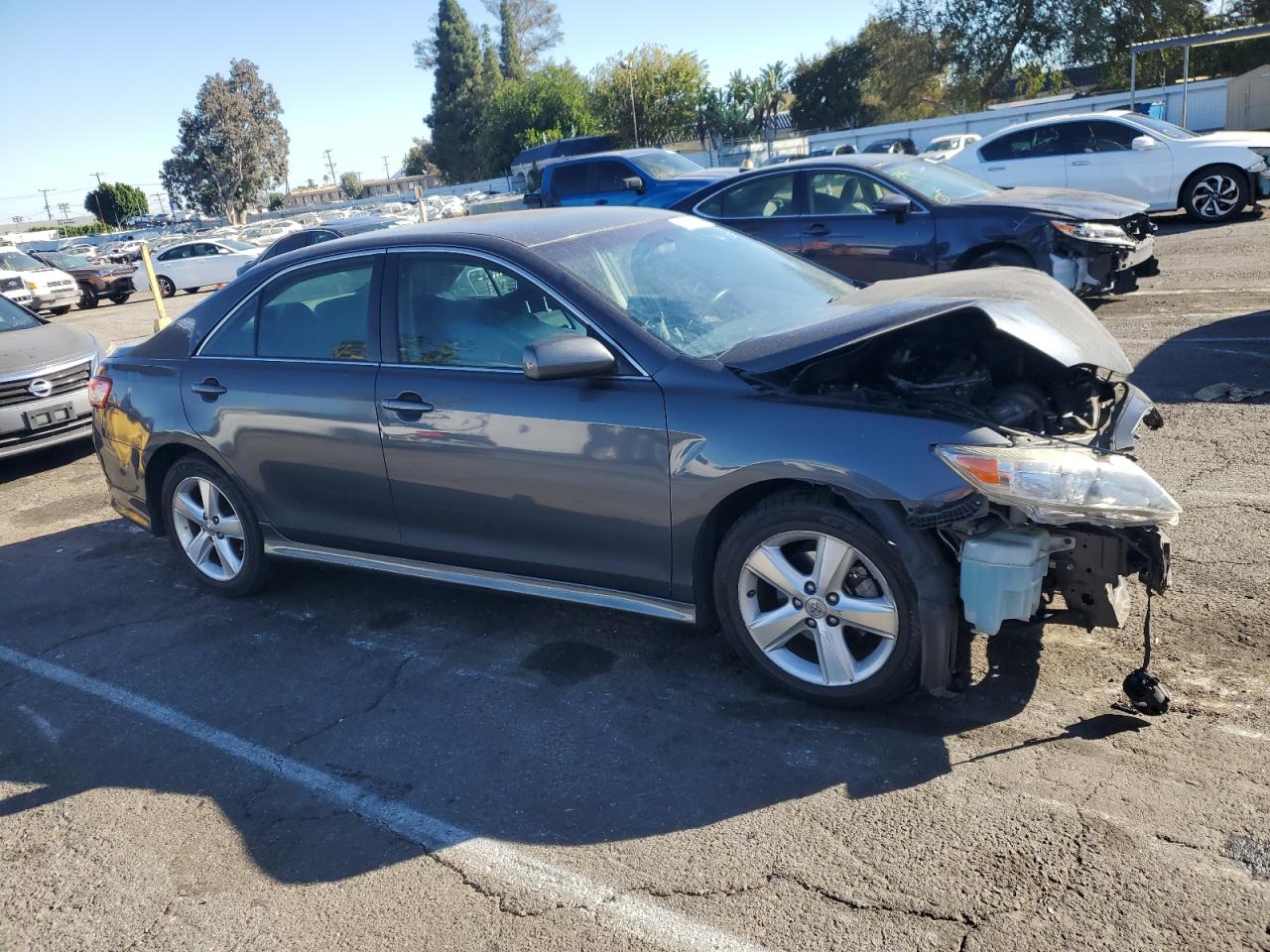 2010 Toyota Camry - Image 4