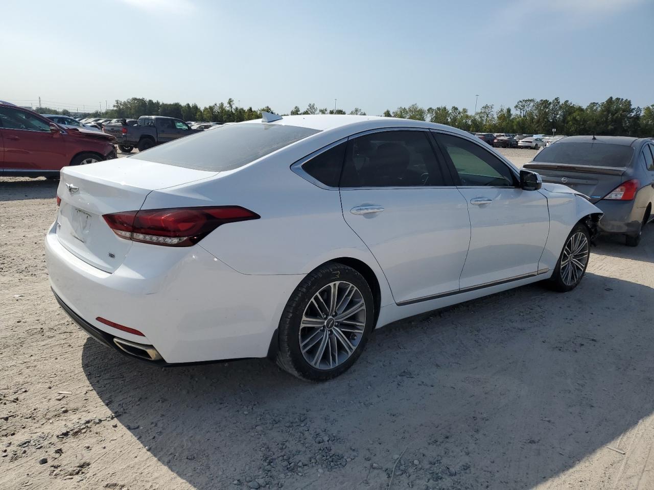 VIN KMHGN4JE1JU245185 2018 GENESIS G80 no.3