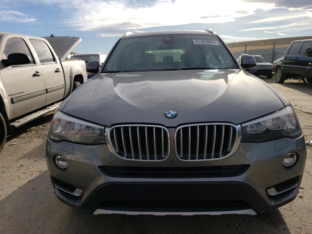 VIN 5UXWX9C37H0W74303 2017 BMW X3 no.5