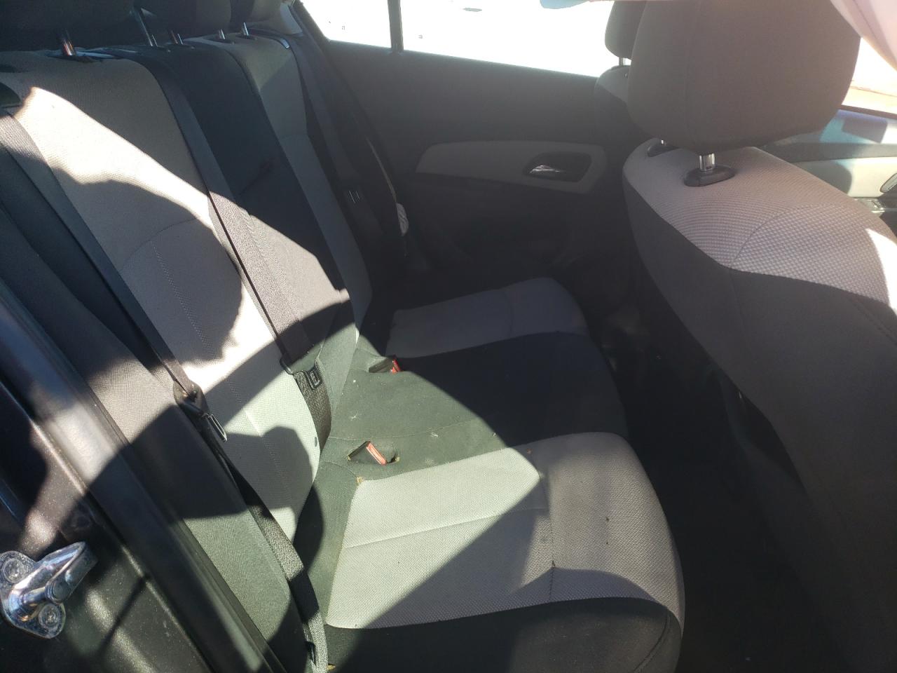 2011 Chevrolet Cruze - Image 10