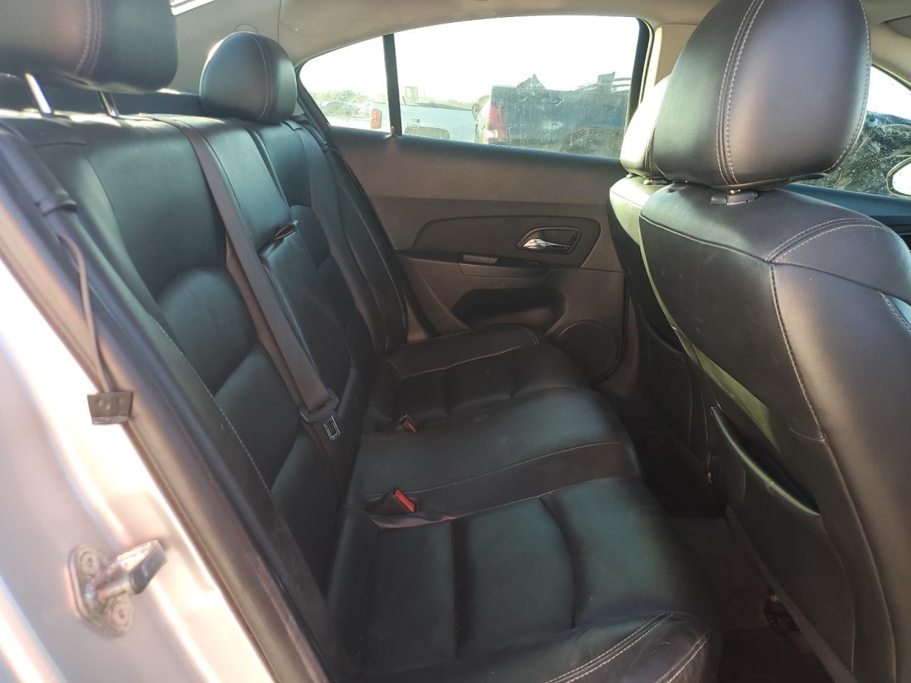 2012 Chevrolet Cruze - Image 10