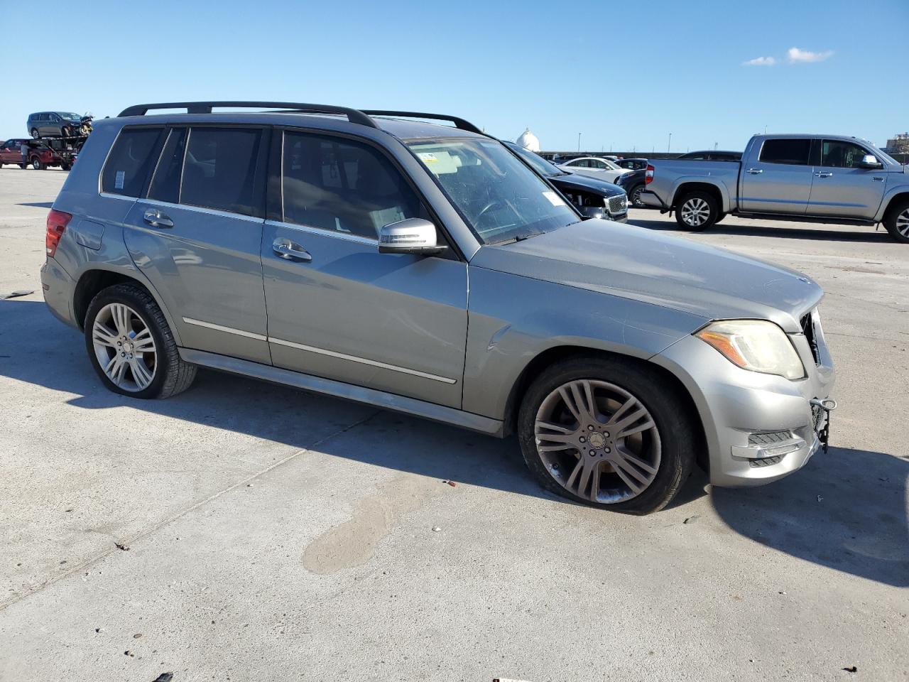 VIN WDCGG5HB1FG438985 2015 MERCEDES-BENZ GLK-CLASS no.4