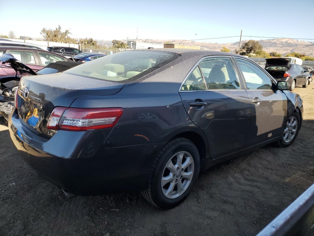 2011 Toyota Camry - Image 3