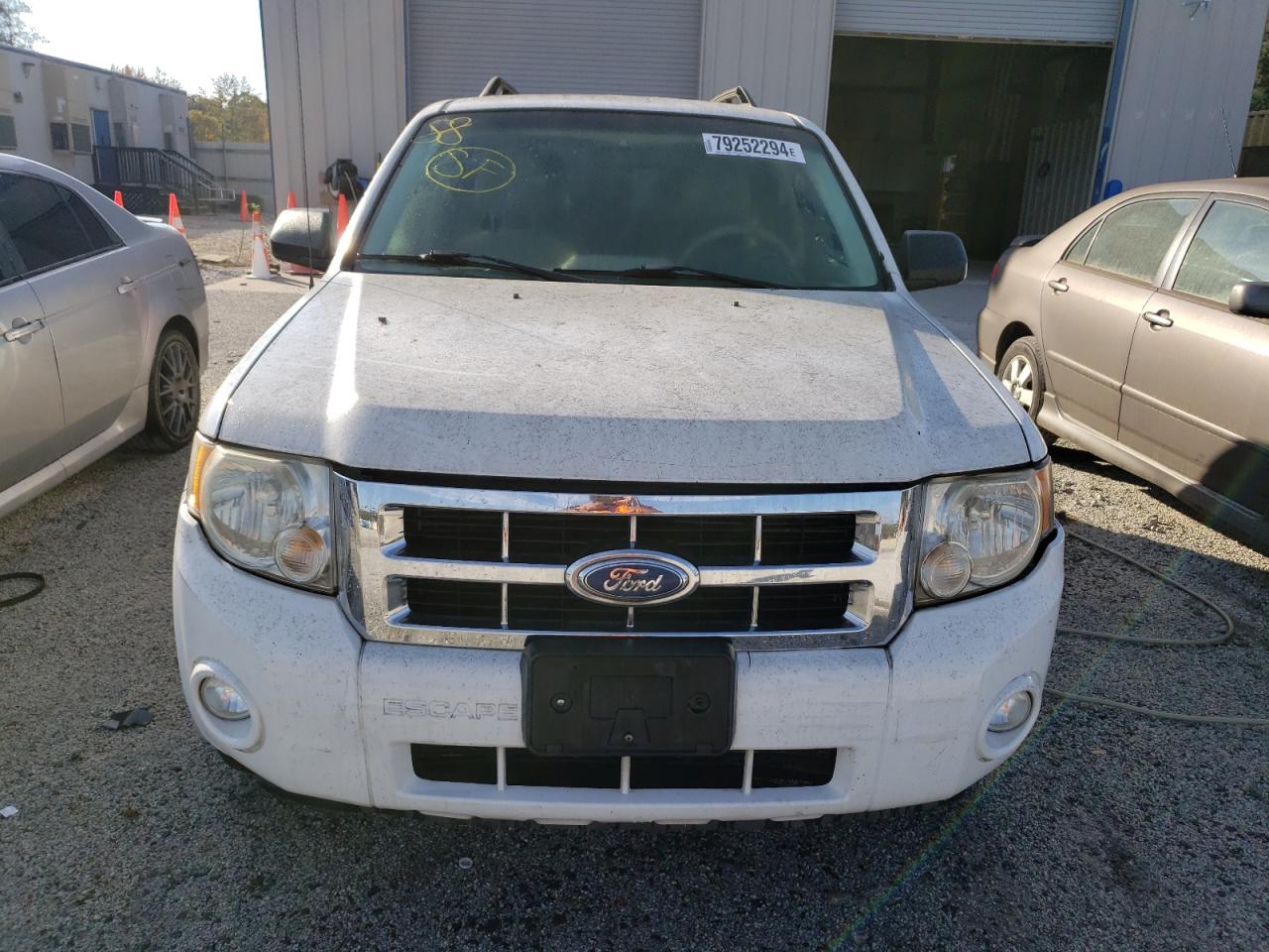 2008 Ford Escape - Image 5