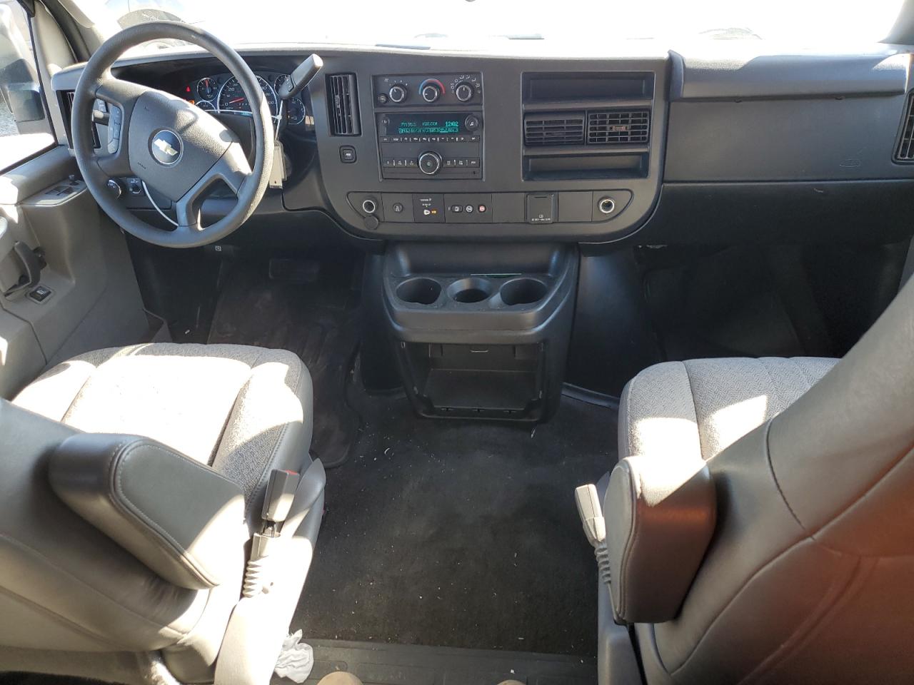 2018 Chevrolet Express - Image 8