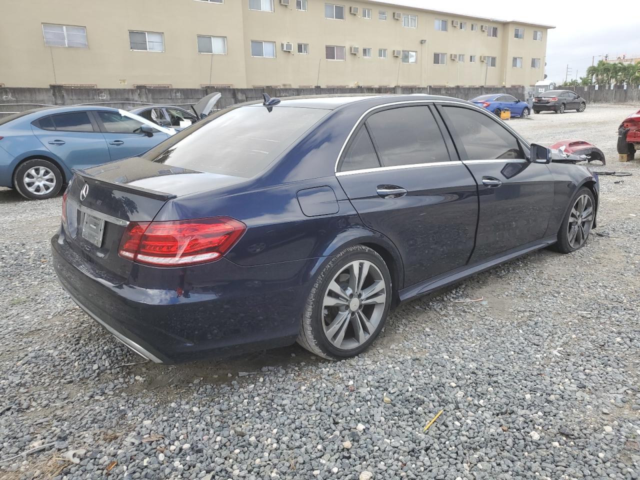 VIN WDDHF5KB6EB063313 2014 MERCEDES-BENZ E-CLASS no.3