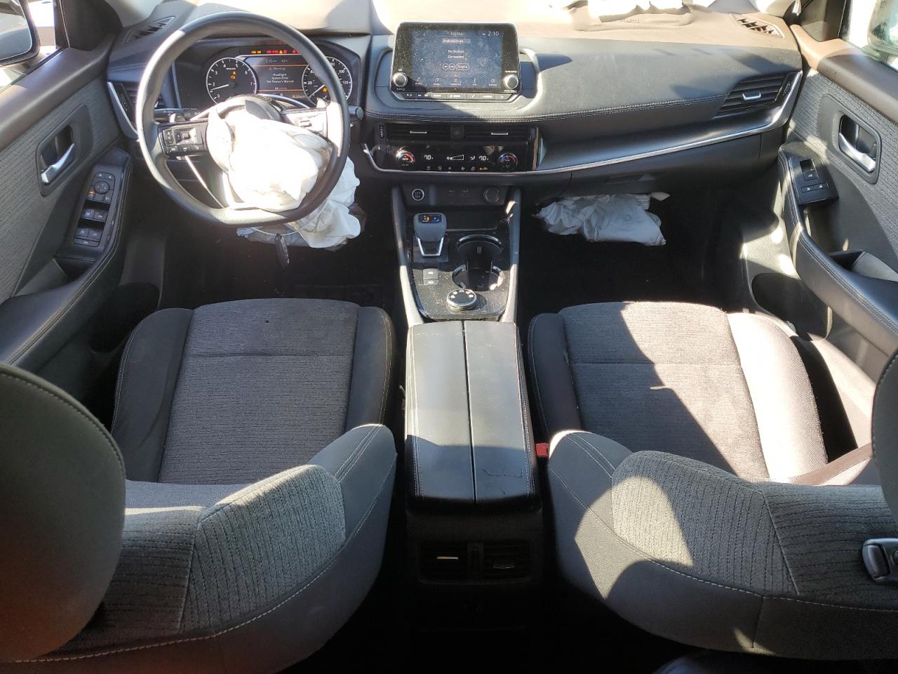 2021 Nissan Rogue - Image 8