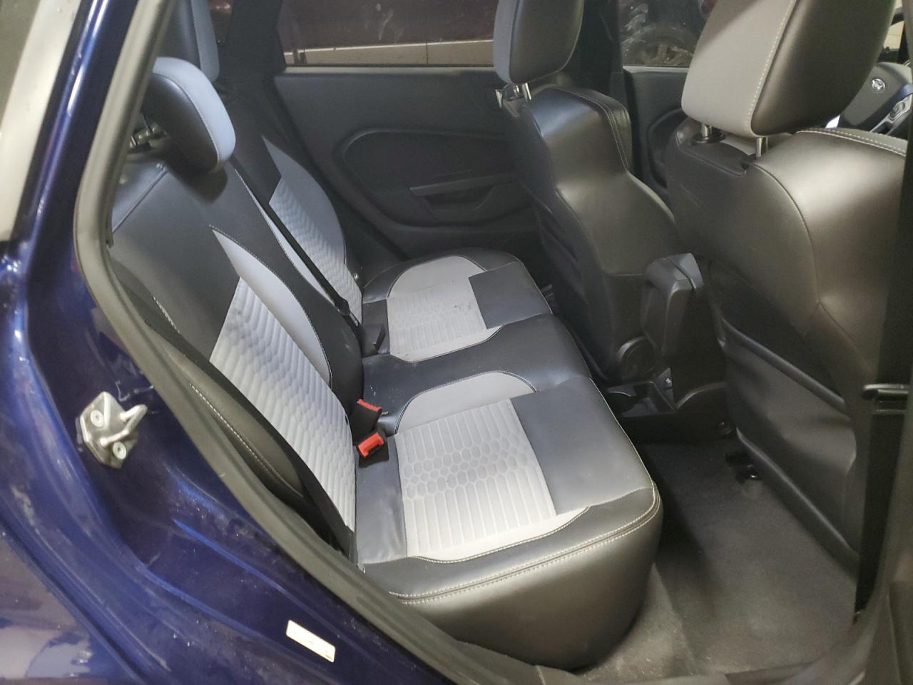 2016 Ford Fiesta - Image 10