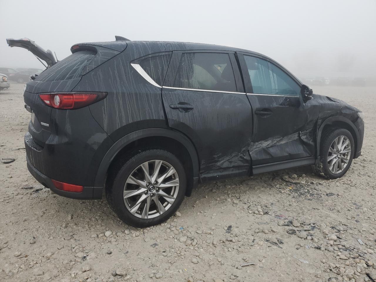 2020 Mazda CX-5 - Image 3