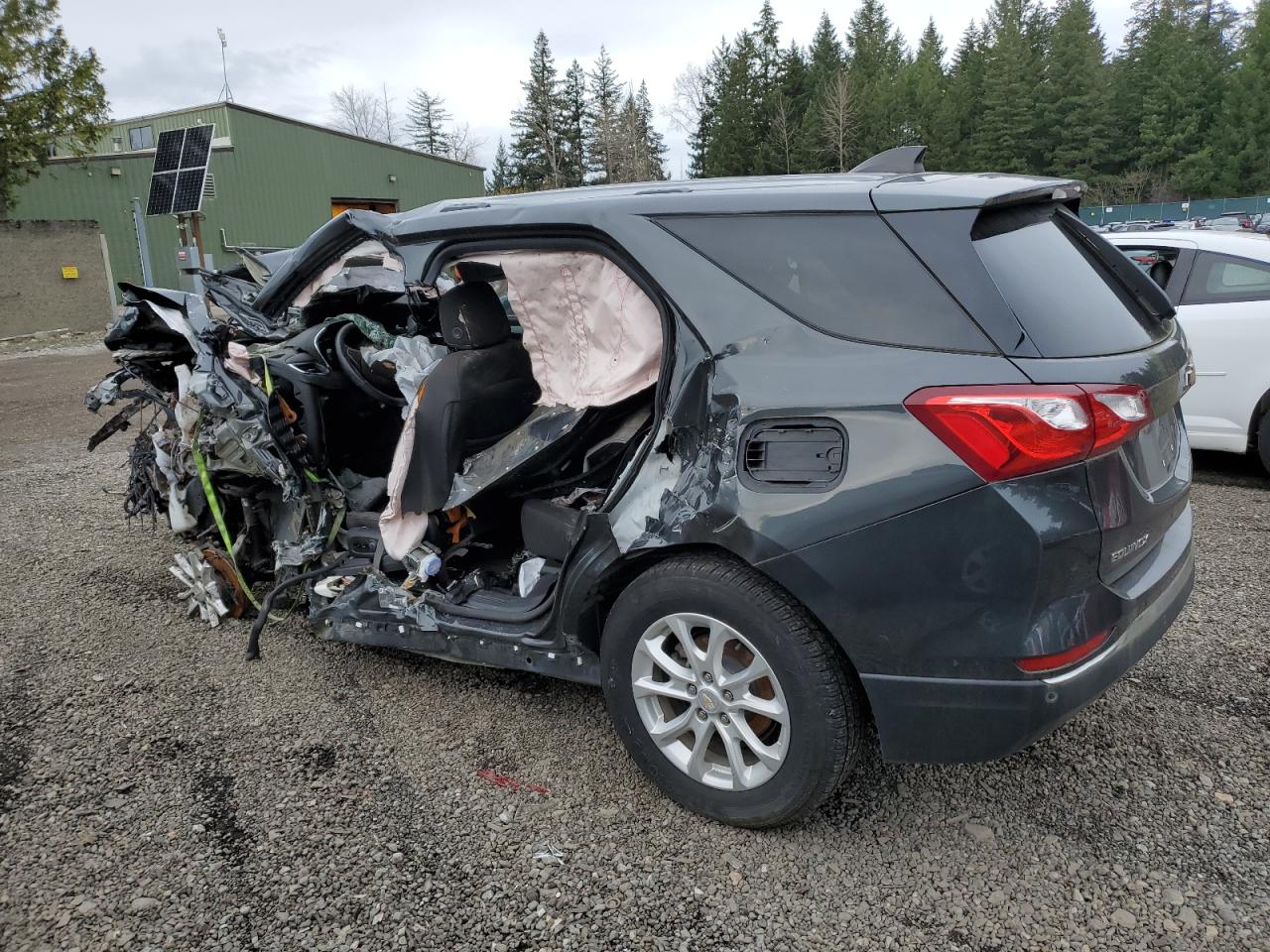2019 Chevrolet Equinox - Image 2