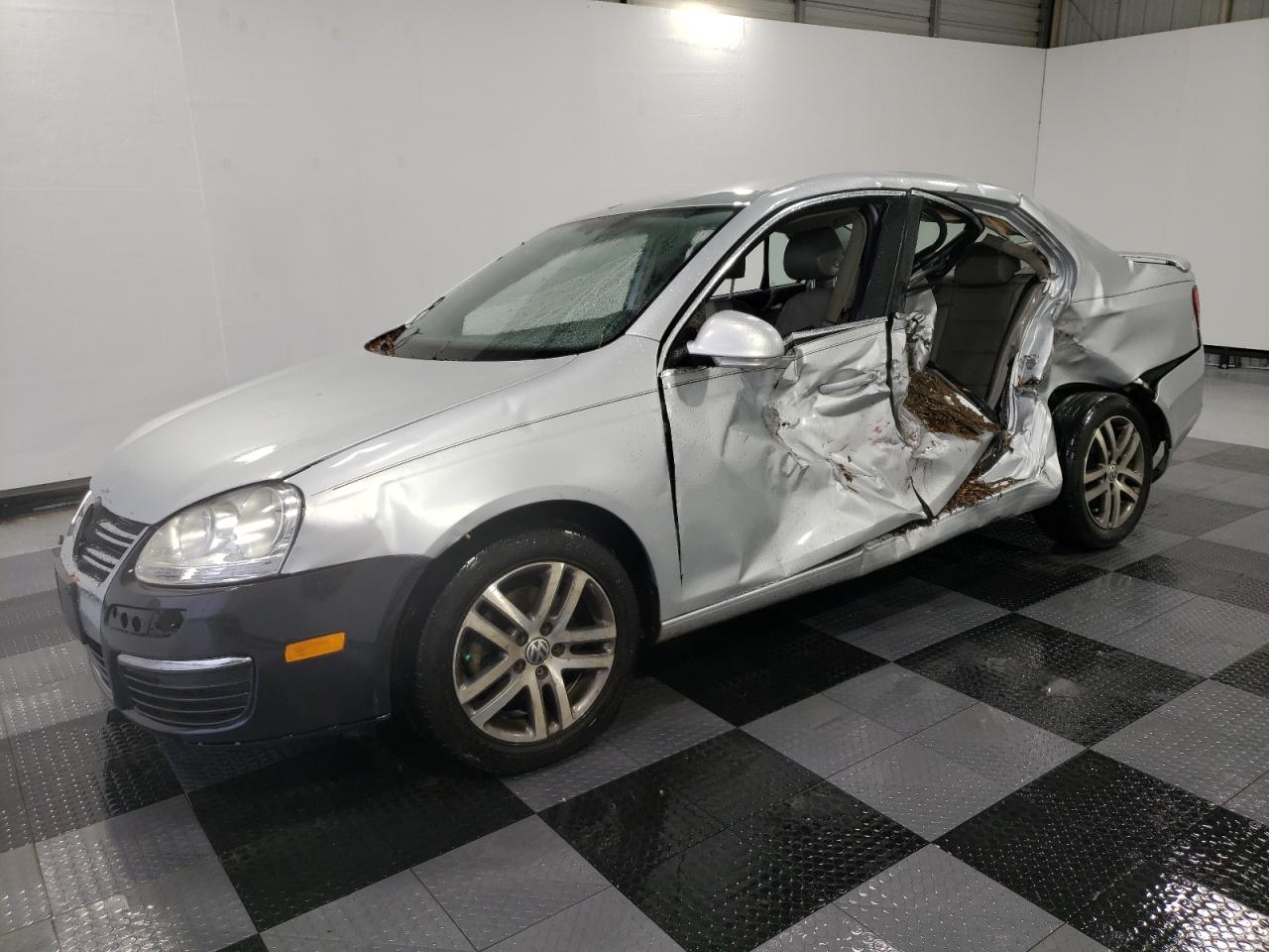 2006 Volkswagen Jetta - Image 1